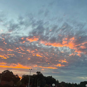 Meet your Posher, Valeria